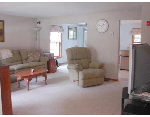 151 Pilgrim Road, Unit 151 Haverhill, MA 01832 - Photo 12 of 21 Gallery Image 12