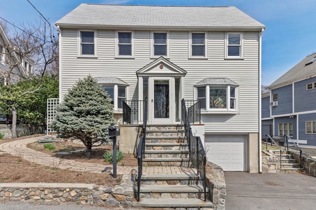 427 Appleton Street Arlington, MA 02476 - Photo 1 of 37 Gallery Image 1