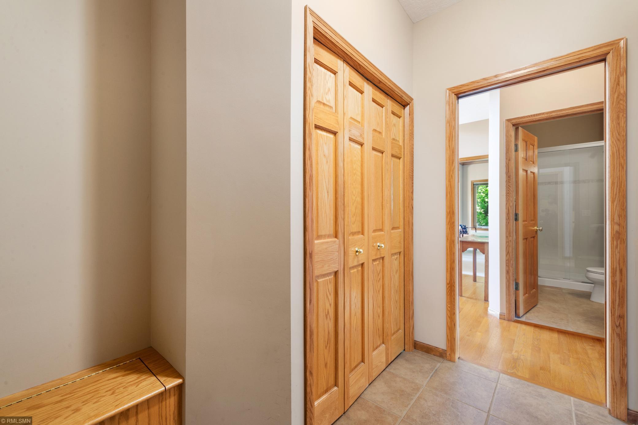 10734 Alison Way Inver Grove Heights, MN 55077 - Photo 12 of 29 Gallery Image 12