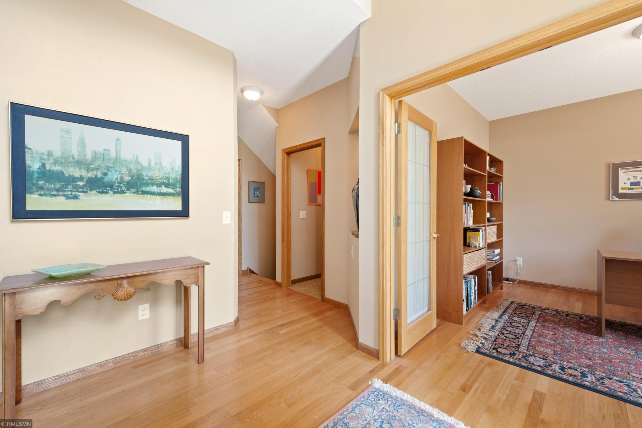 10734 Alison Way Inver Grove Heights, MN 55077 - Photo 3 of 29 Gallery Image 3