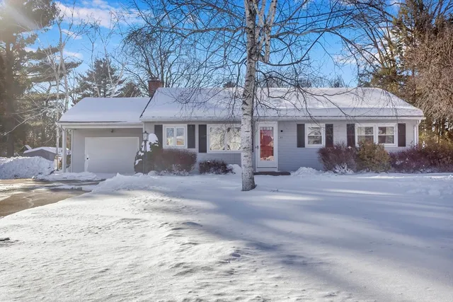 $357,000 | 30 Llewellyn Drive, Westfield, MA 01085