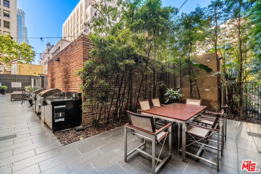 460 South Spring Street, Unit 601 Los Angeles, CA 90013 - Photo 16 of 18