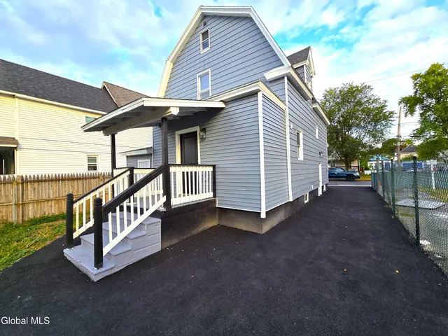 $259,900 | 6 Elbert Street, Schenectady, NY 12304