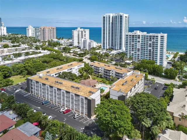 $299,000 | 1541 South Ocean Boulevard, Unit 111, Lauderdale-by-the-Sea, FL 33062