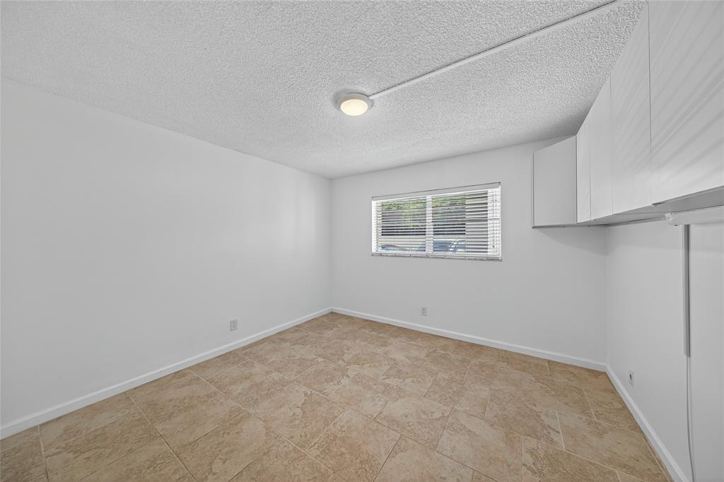 1541 South Ocean Boulevard, Unit 111 Lauderdale-by-the-Sea, FL 33062 - Photo 10 of 35 Could be used as a home office