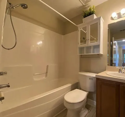 $1,775 | 3250 Howell Branch Road, Winter Park, FL 32792