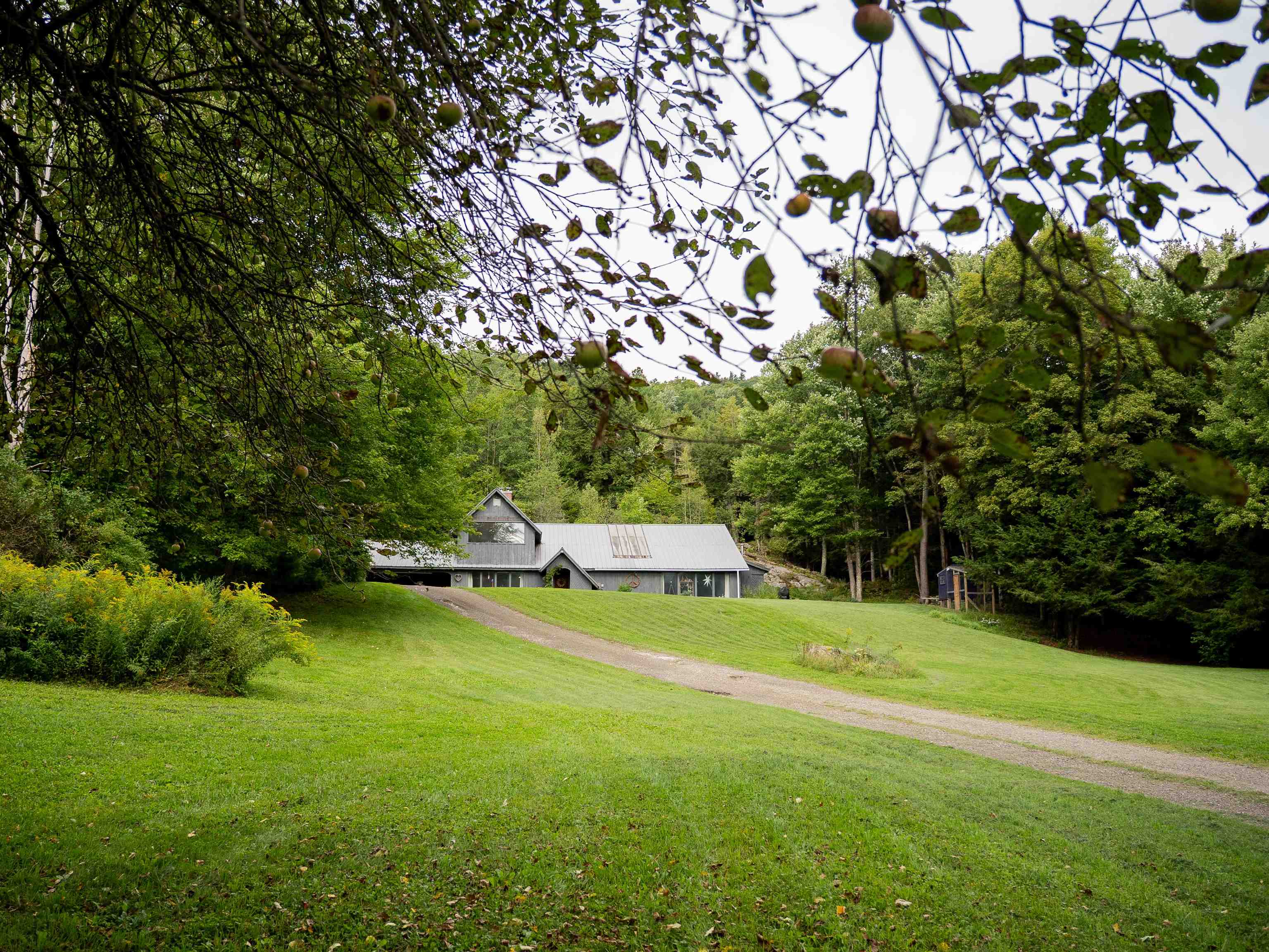 2640 Main Road Huntington, VT 05462 - Photo 3 of 34 Gallery Image 3