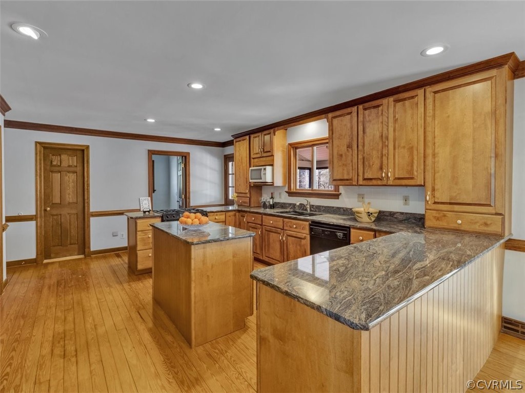 2921 West Brigstock Road Midlothian, VA 23113 - Photo 14 of 46