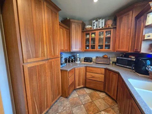 $375,000 | 83 Spring Street, Hardwick, VT 05843