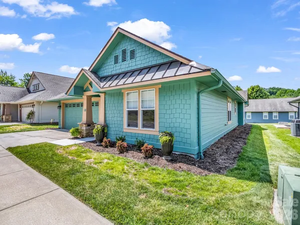 $415,000 | 51 Barn Owl Way, Hendersonville, NC 28792