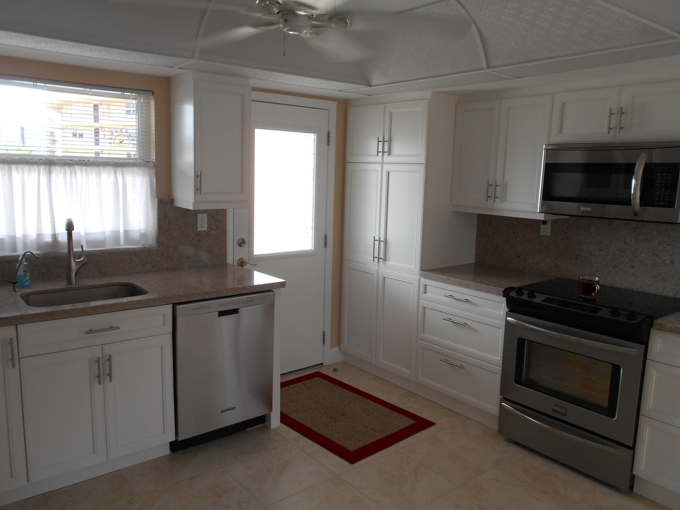 2871 North Ocean Boulevard, Unit D220 Boca Raton, FL 33431 - Photo 30 of 133 Brand New Kitchen 2