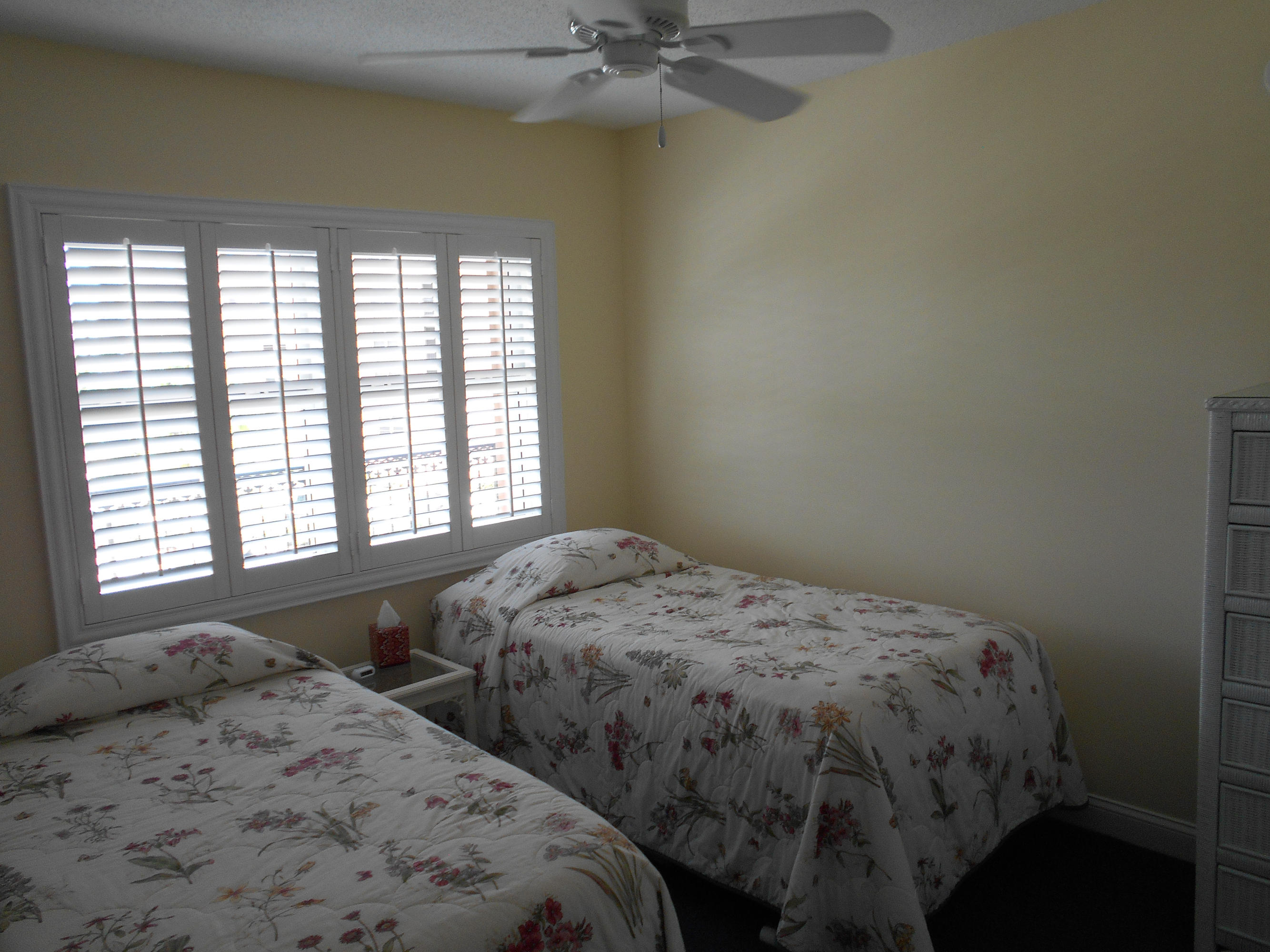 2871 North Ocean Boulevard, Unit D220 Boca Raton, FL 33431 - Photo 64 of 133 Guest Bedroom 1