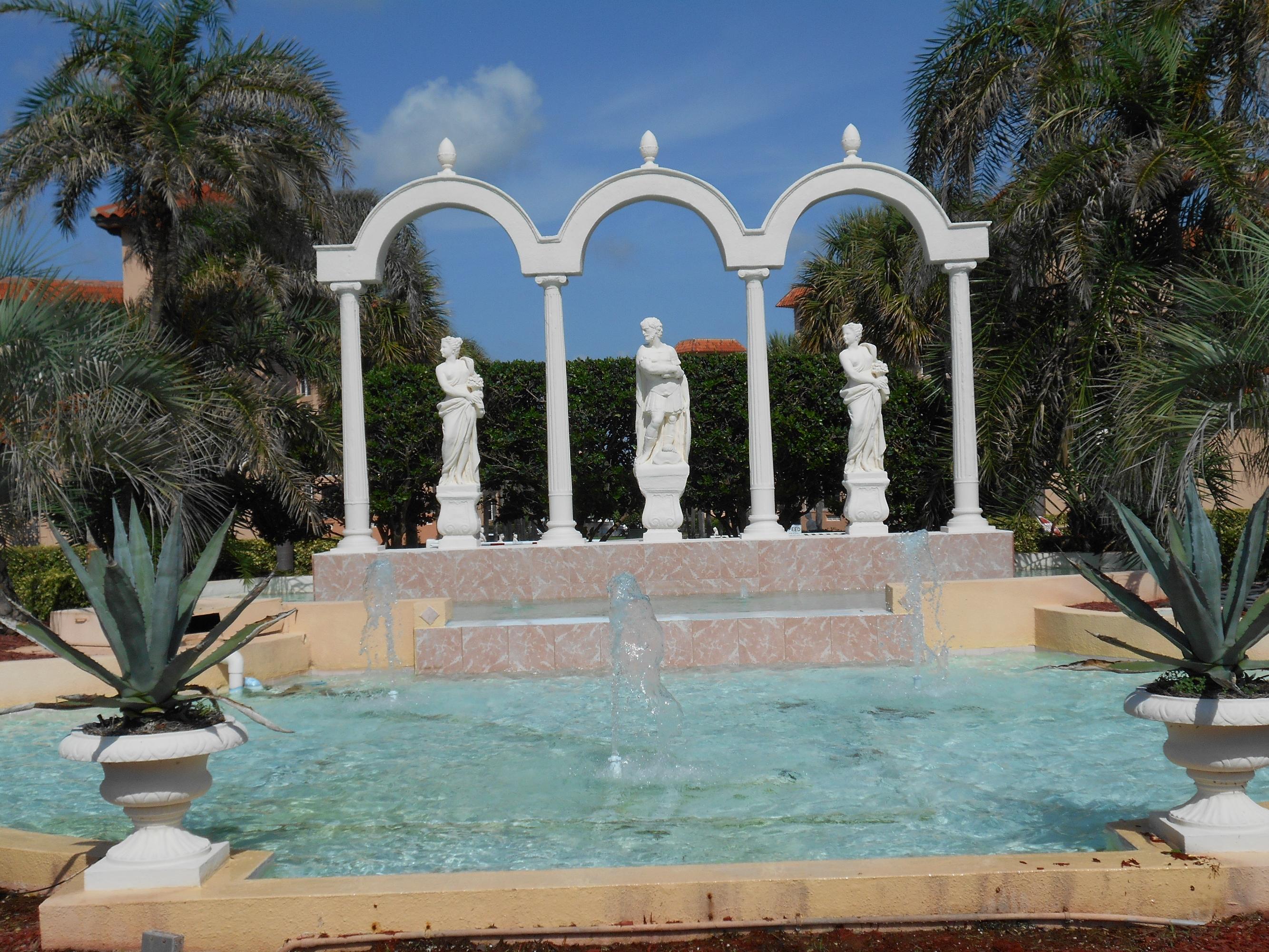 2871 North Ocean Boulevard, Unit D220 Boca Raton, FL 33431 - Photo 98 of 133 sr_entry_fountaions_2