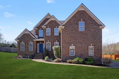 $725,000 | 405 Boulder Creek Court, Mount Juliet, TN 37122