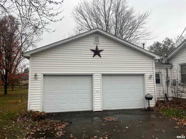 $79,900 | 1006 North Garfield Street, Marion, IL 62959