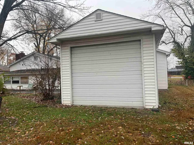 $79,900 | 1006 North Garfield Street, Marion, IL 62959
