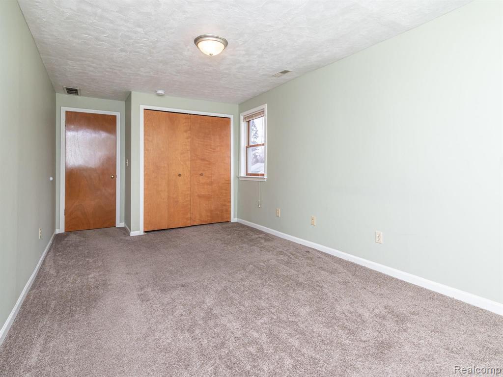 236 Hurd Street Milan, MI 48160 - Photo 10 of 30