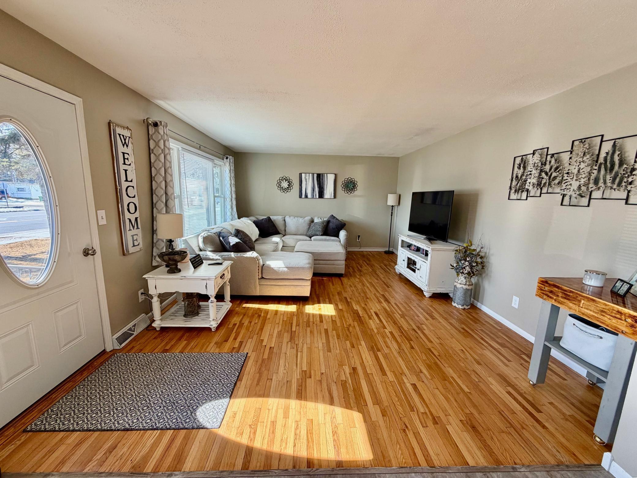 1015 3rd Street Northeast Roseau, MN 56751 - Photo 4 of 14