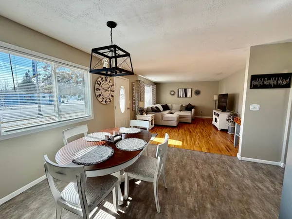 $185,000 | 1015 3rd Street Northeast, Roseau, MN 56751
