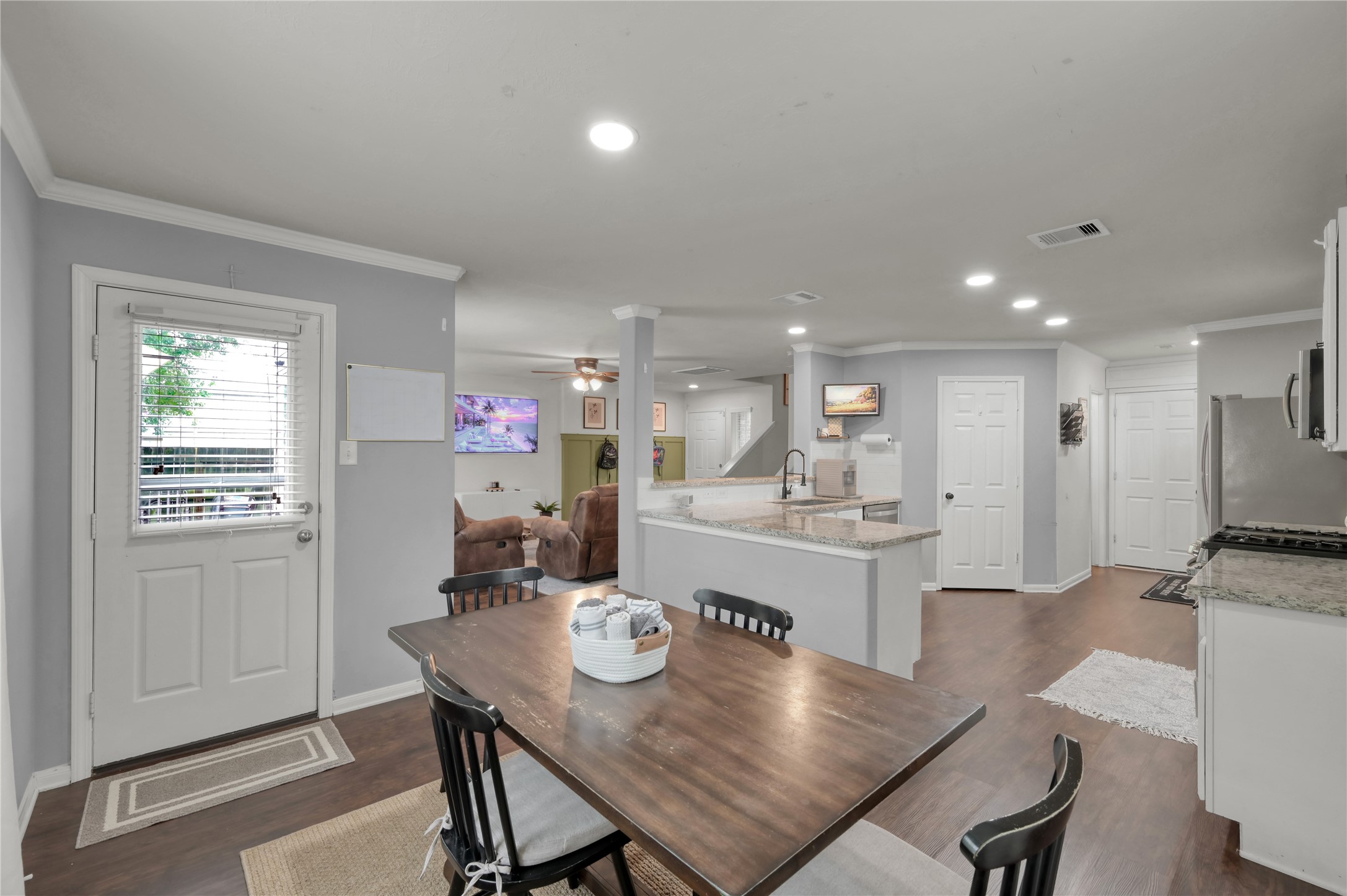 21610 Falvel Misty Drive Spring, TX 77388 - Photo 12 of 28 Dining area open to both the kitchen and living room