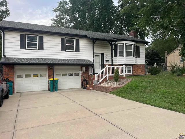 $329,000 | 7219 Reeder Street, Shawnee, KS 66203