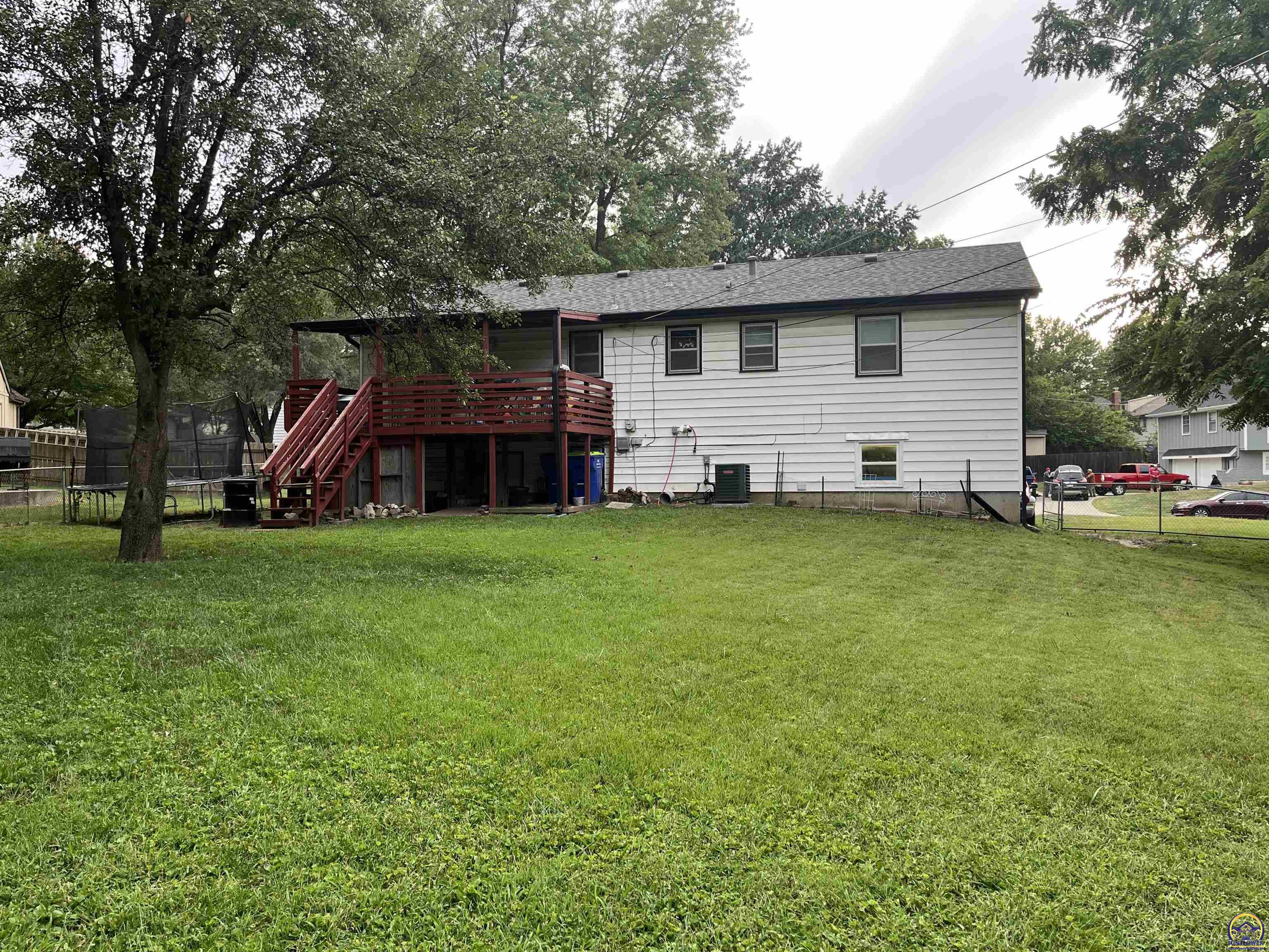 7219 Reeder Street Shawnee, KS 66203 - Photo 5 of 19