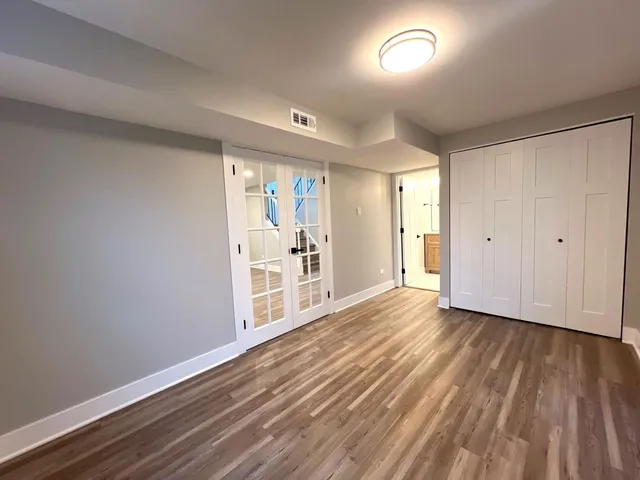 a view of a workspace with furniture