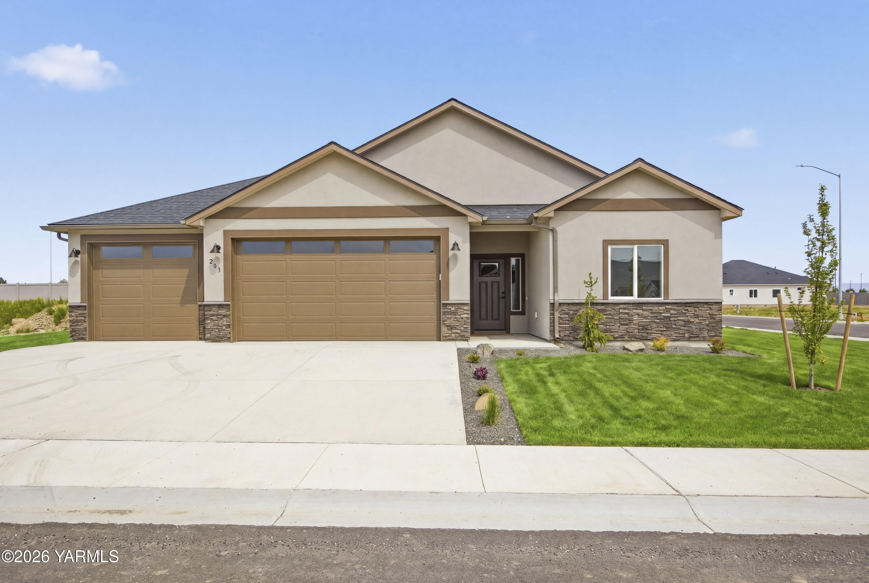 203 Packer Street Prosser, WA 99350 - Photo 2 of 34 EXTERIOR PHOTO