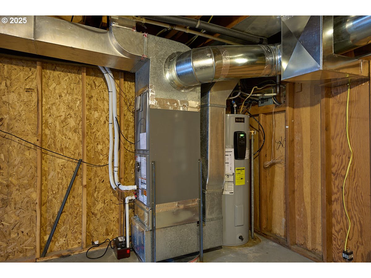 100 10th Street Joseph, OR 97846 - Photo 35 of 40 Basement