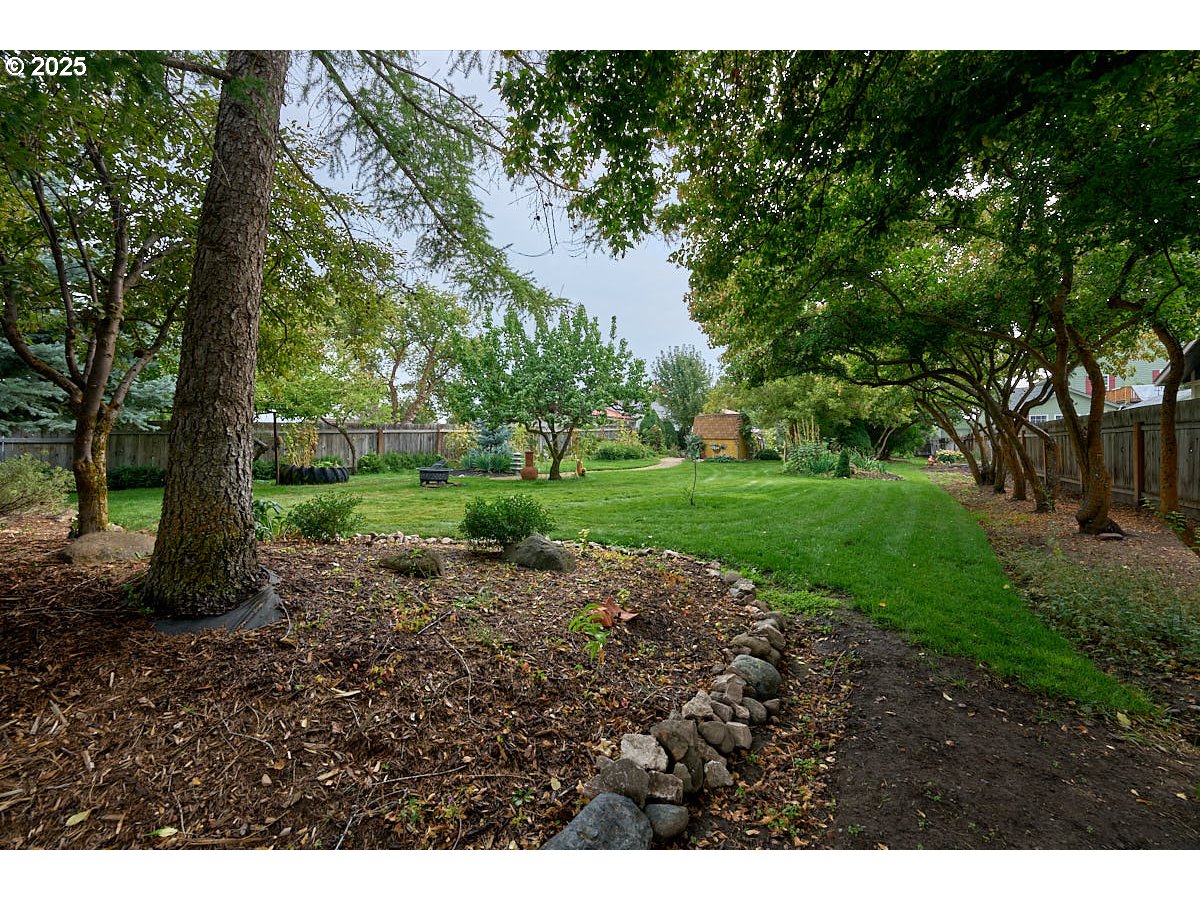 100 10th Street Joseph, OR 97846 - Photo 7 of 40