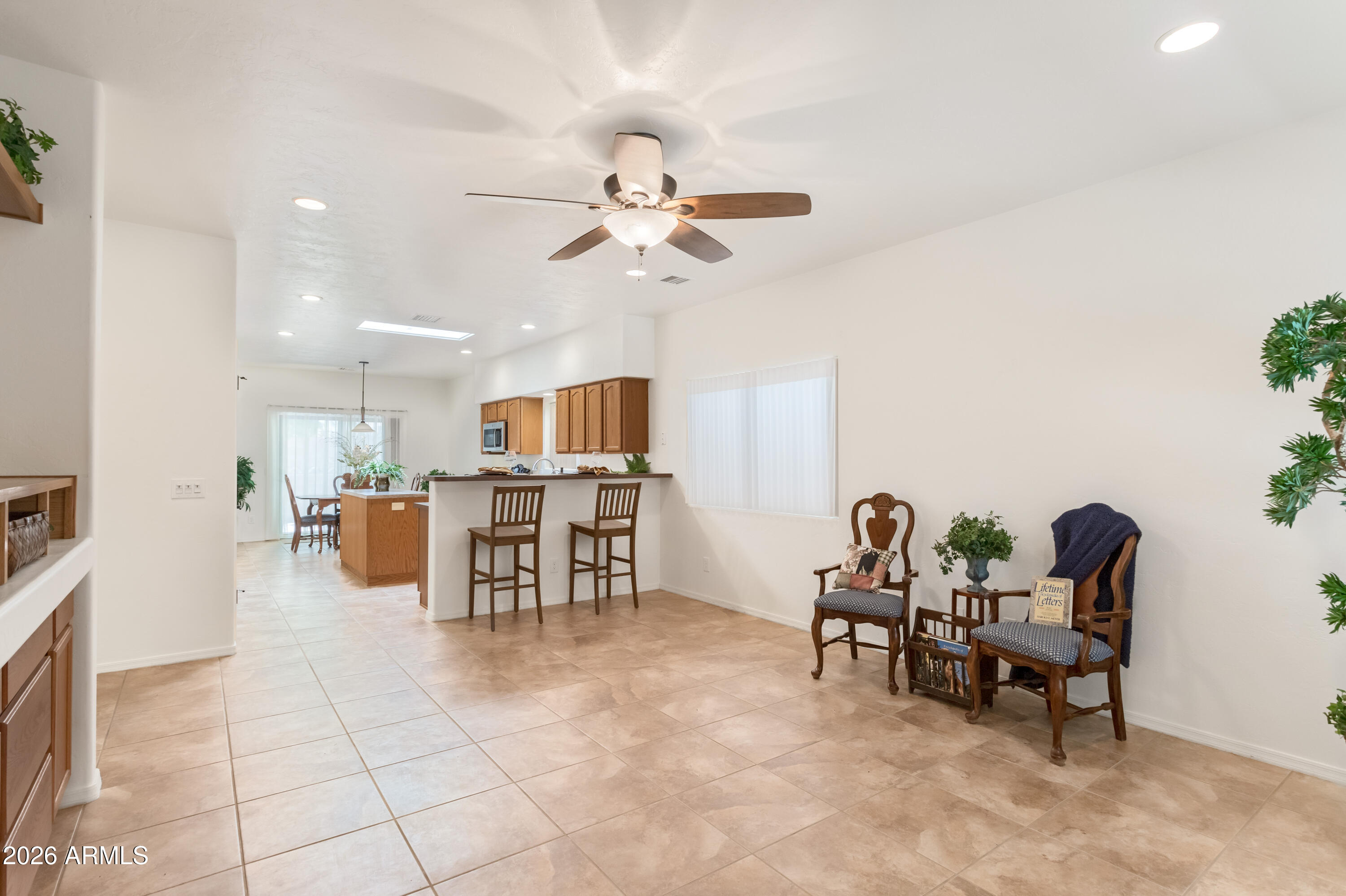 516 South Sky Ranch Road Sierra Vista, AZ 85635 - Photo 6 of 35 Family Room