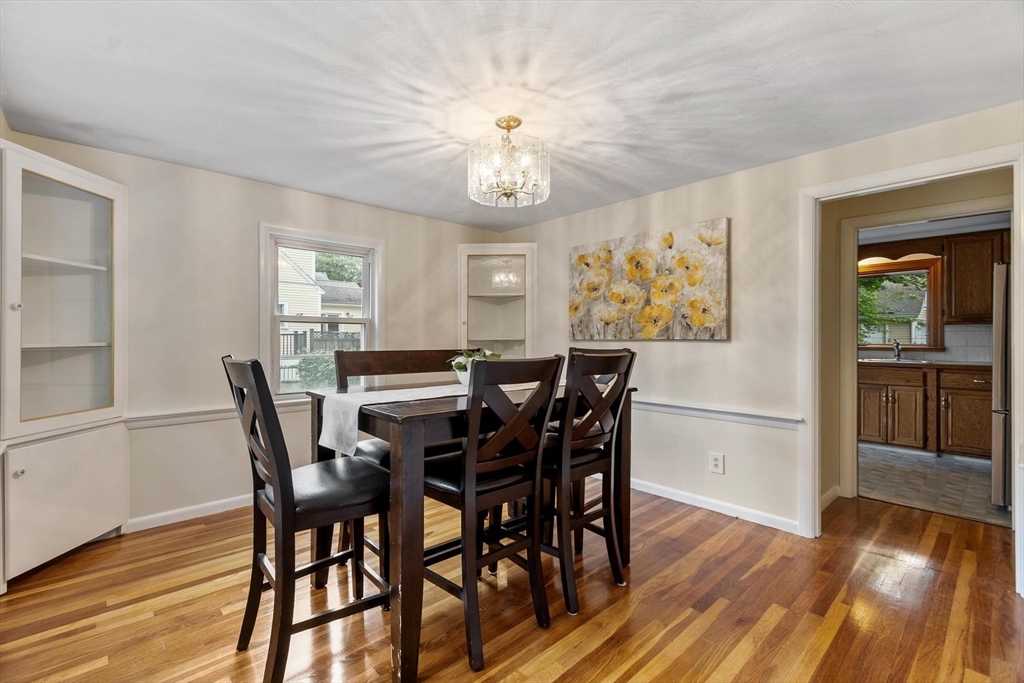 12 Hunt Road Bedford, MA 01730 - Photo 8 of 30