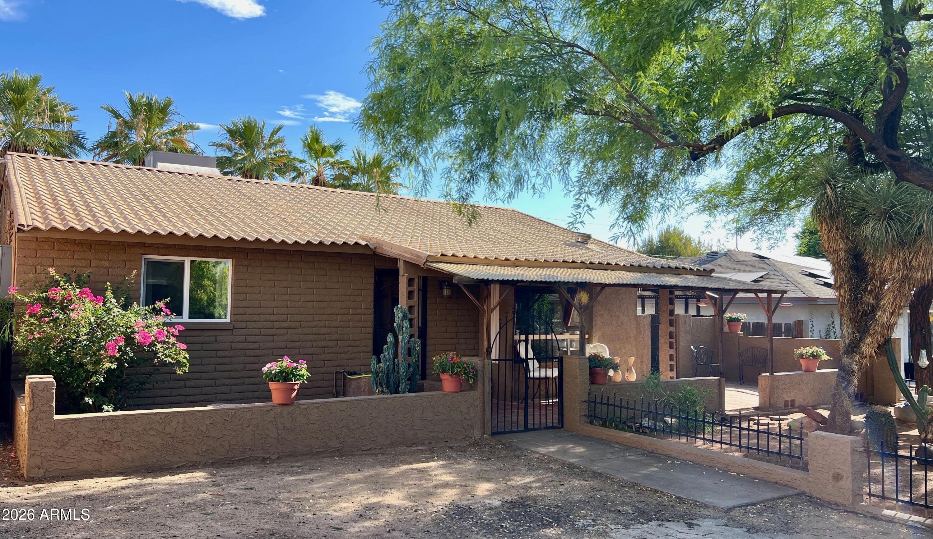 1218 East Shangri La Road Phoenix, AZ 85020 - Photo 5 of 5 DJI_20260625_080844_077