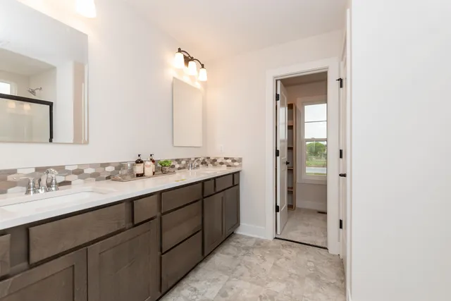 $360,732 | 14335 East Laguna Street, Wichita, KS 67230