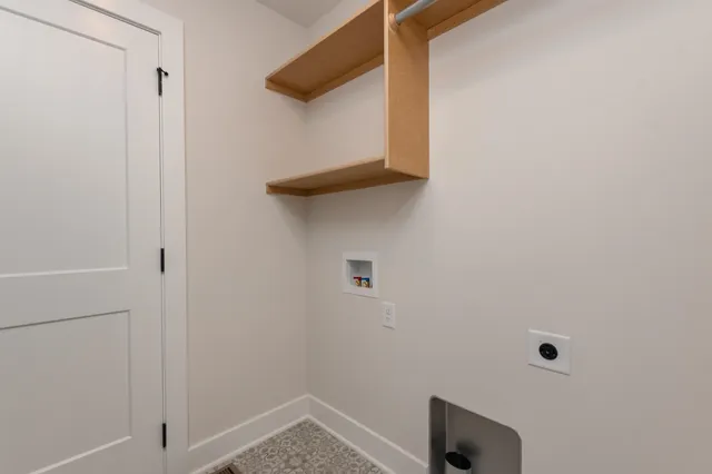 $360,732 | 14335 East Laguna Street, Wichita, KS 67230