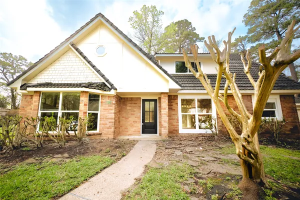 $359,900 | 3547 Glenwood Springs Drive, Houston, TX 77345