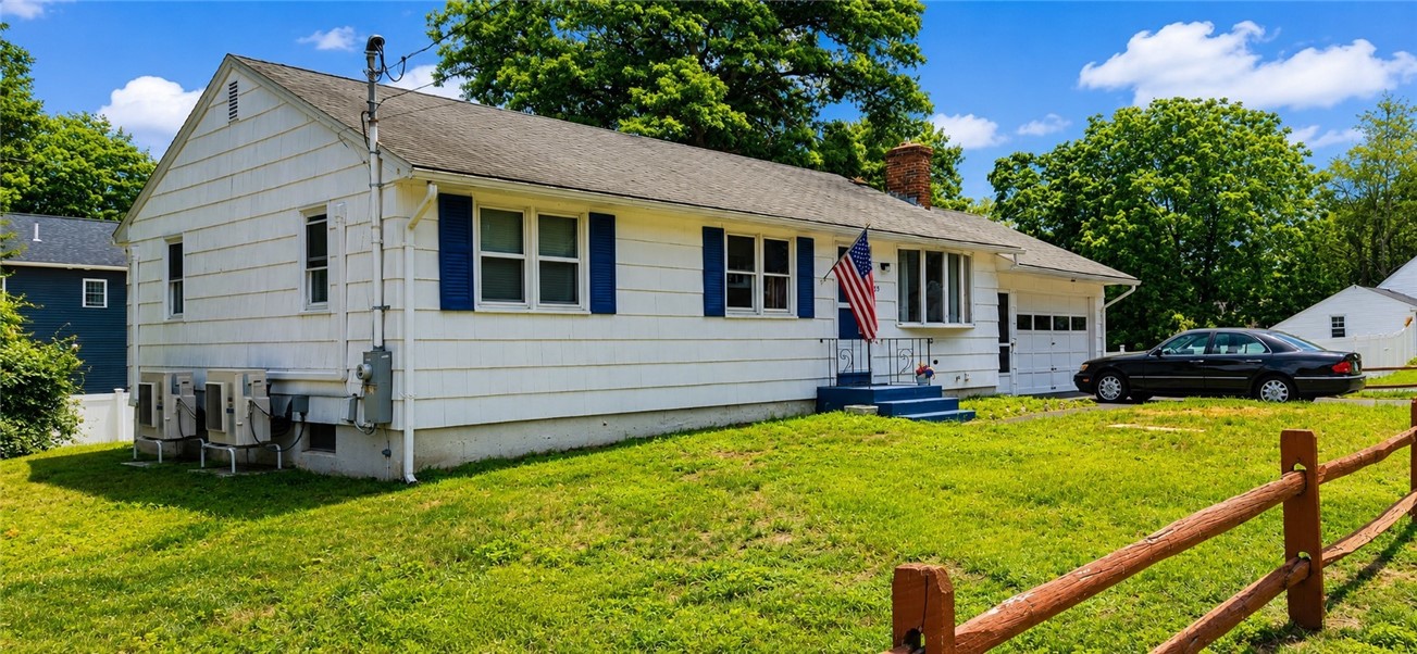 35 Williams Street Coventry, RI 02816 - Photo 3 of 8