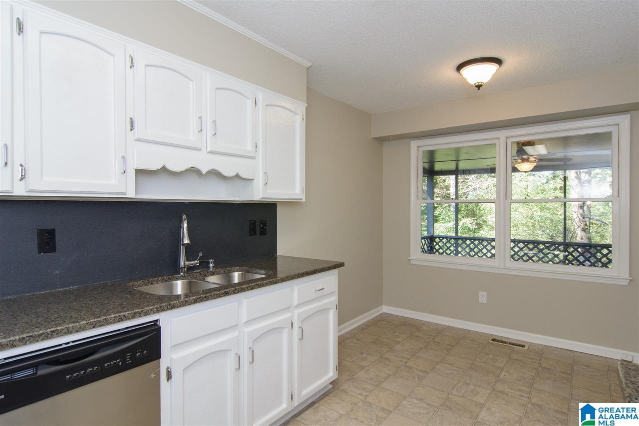 4738 Caldwell Mill Road Birmingham, AL 35243 - Photo 16 of 41