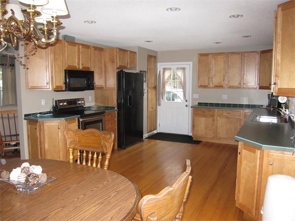 450 Dickinson Hill Road Russell, MA 01071 - Photo 10 of 23 Gallery Image 10