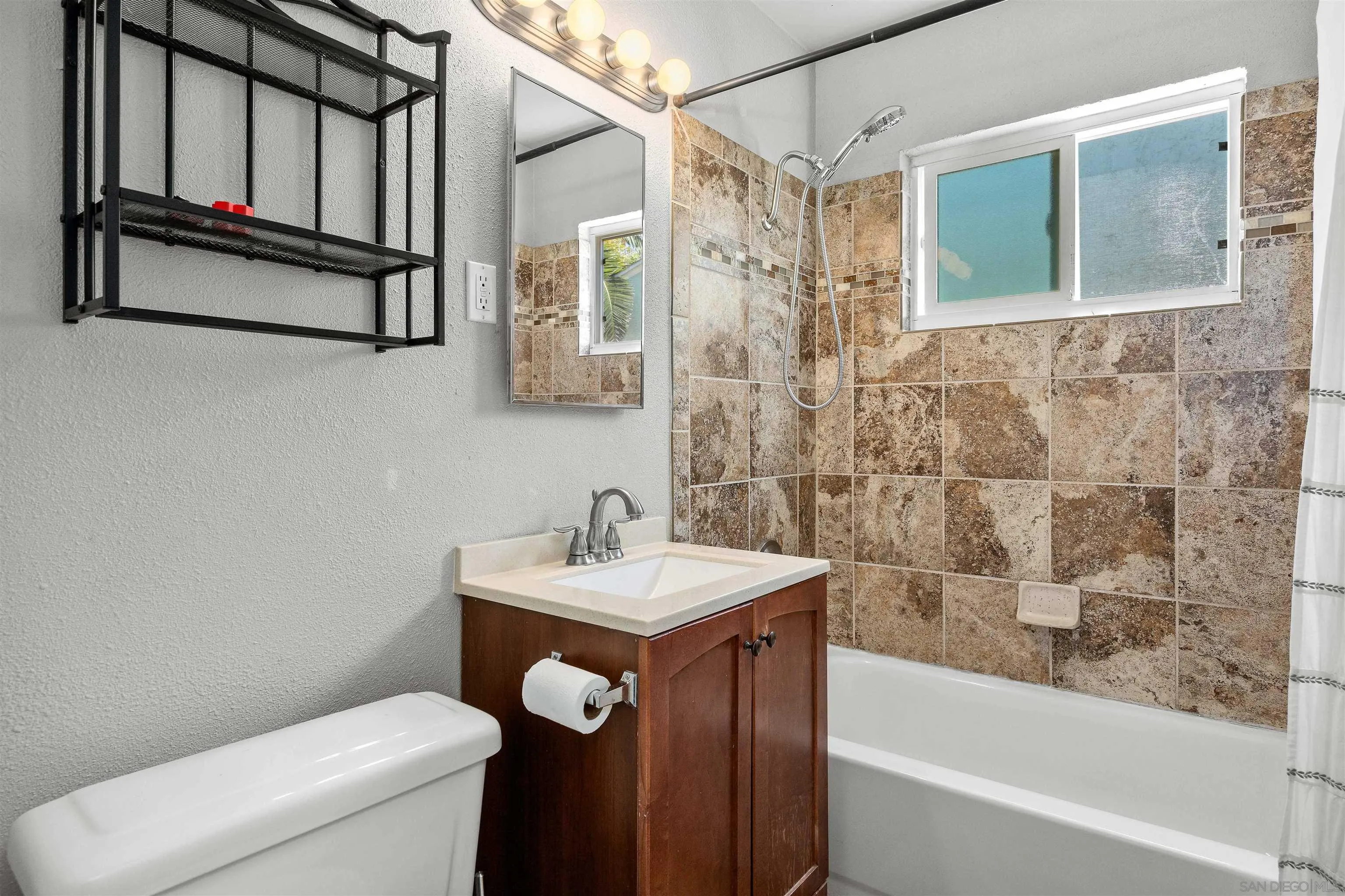 760 El Monte Road El Cajon, CA 92020 - Photo 20 of 28