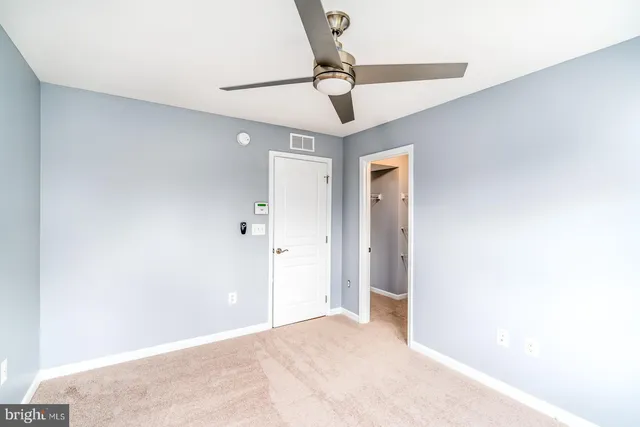 a view of a window in a room