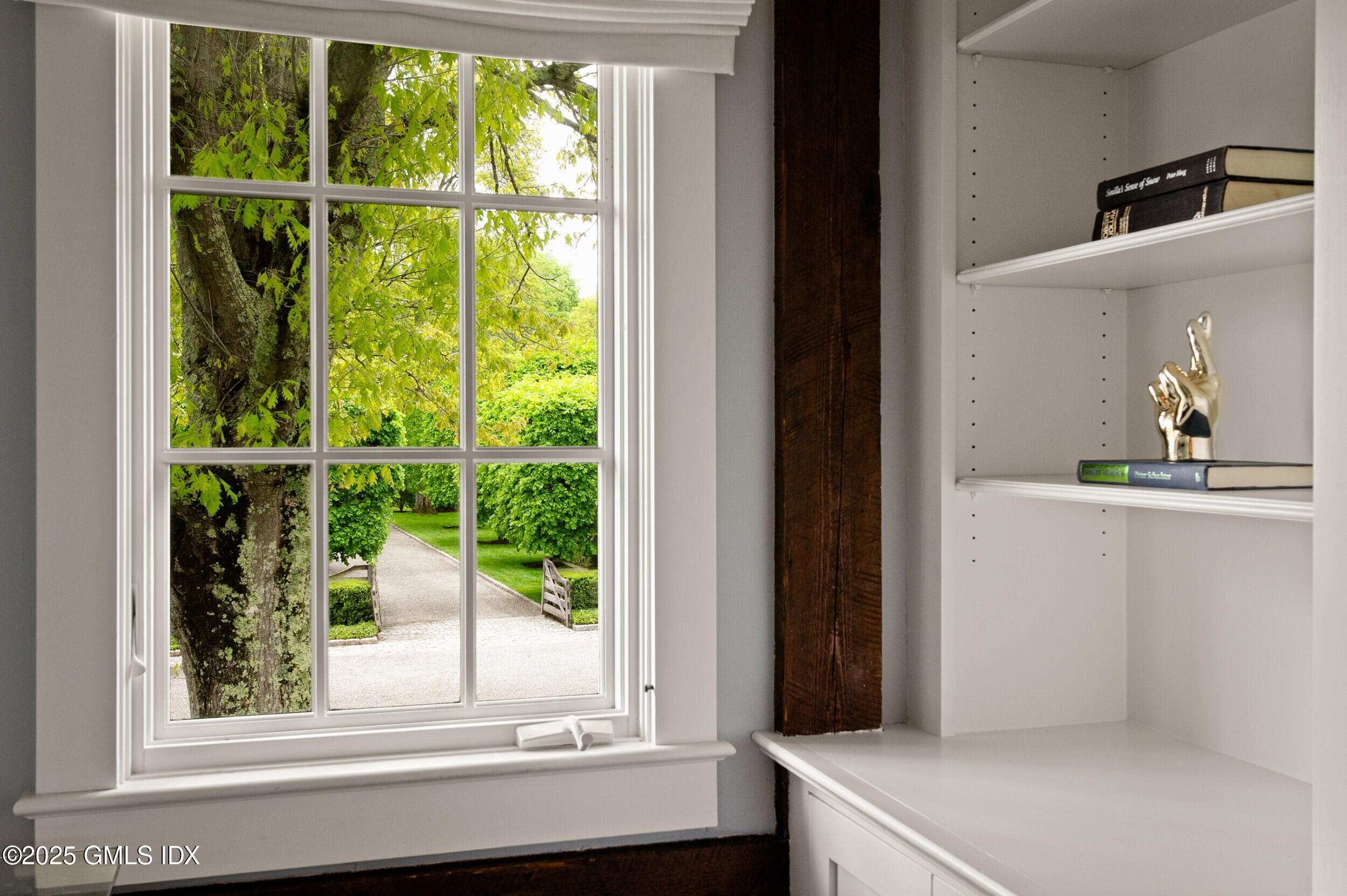 945 Oenoke Ridge New Canaan, CT 06840 - Photo 62 of 94 4.32 Window