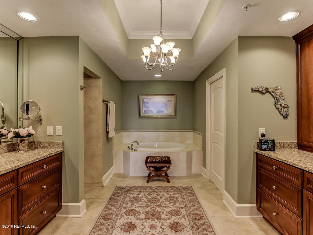 2358 Riverside Avenue, Unit 604 Jacksonville, FL 32204 - Photo 22 of 52 VillaRiva 604 Master Bath Suite