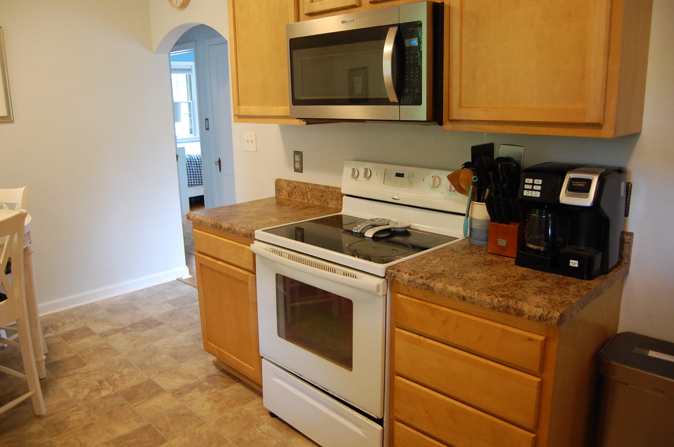 2707 Spring Road Southwest Roanoke, VA 24015 - Photo 4 of 23 a utility room with dryer and washer