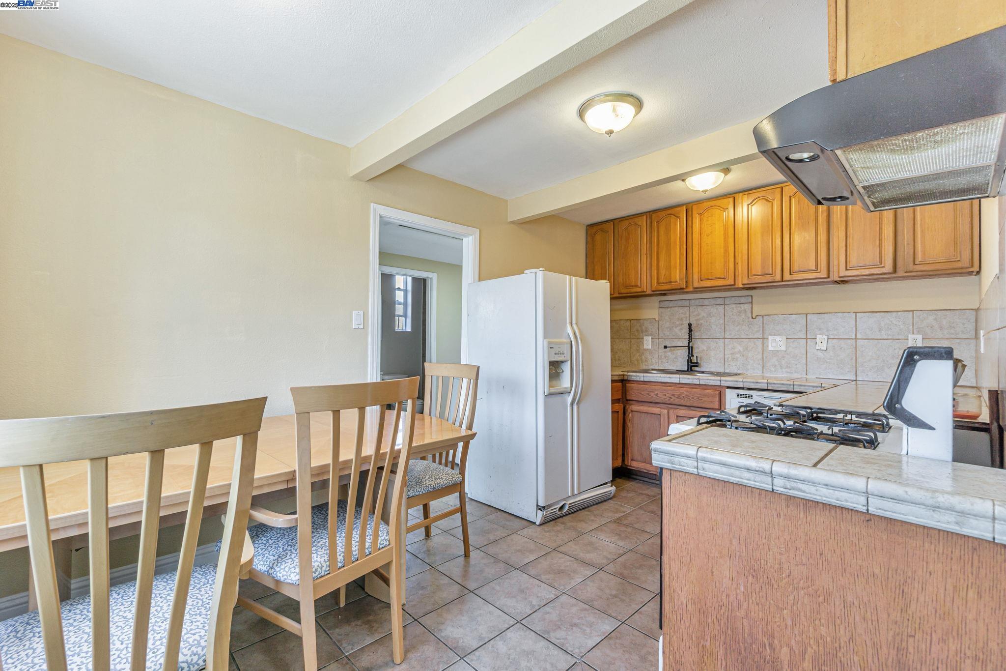 232 Shore Road Bay Point, CA 94565 - Photo 9 of 24