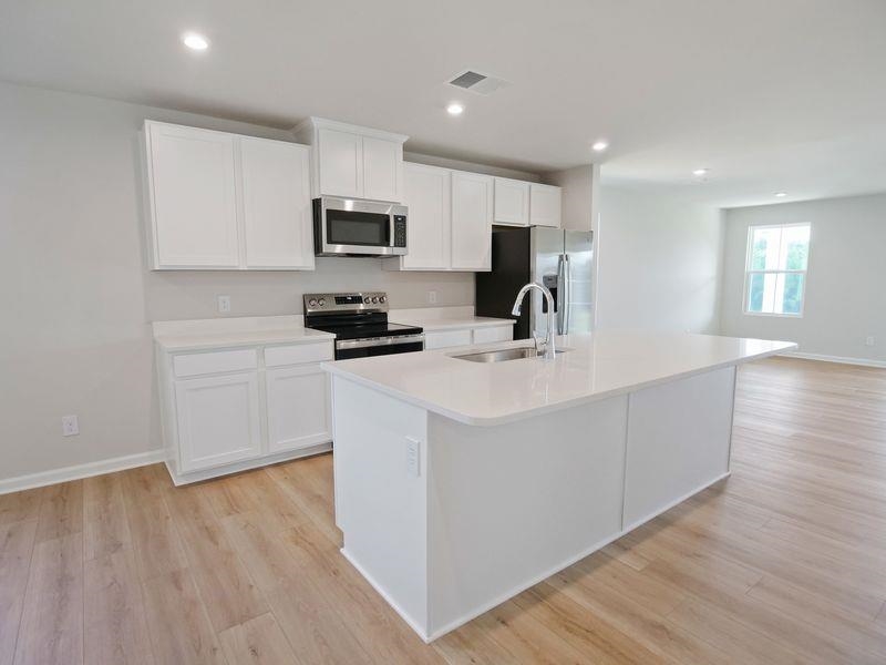 5428 Marblewood Road Spartanburg, SC 29306 - Photo 2 of 6