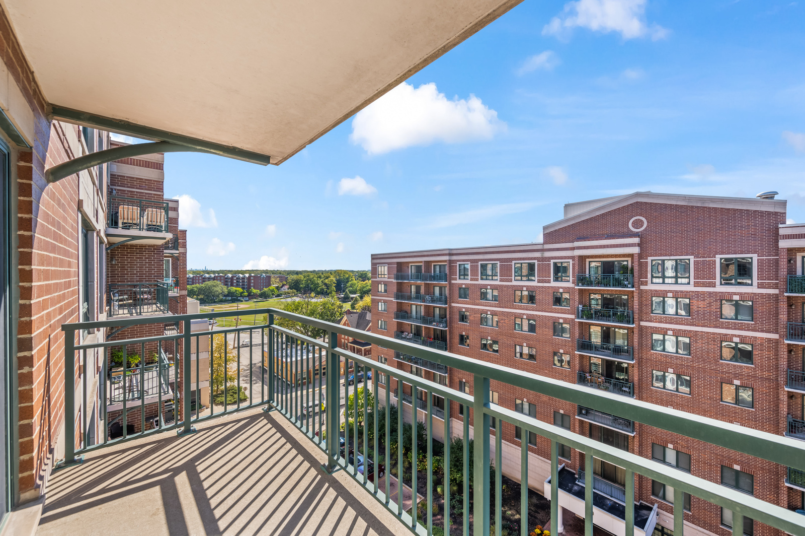 750 Pearson Street, Unit 812 Des Plaines, IL 60016 - Photo 11 of 15 a view of a building from a balcony