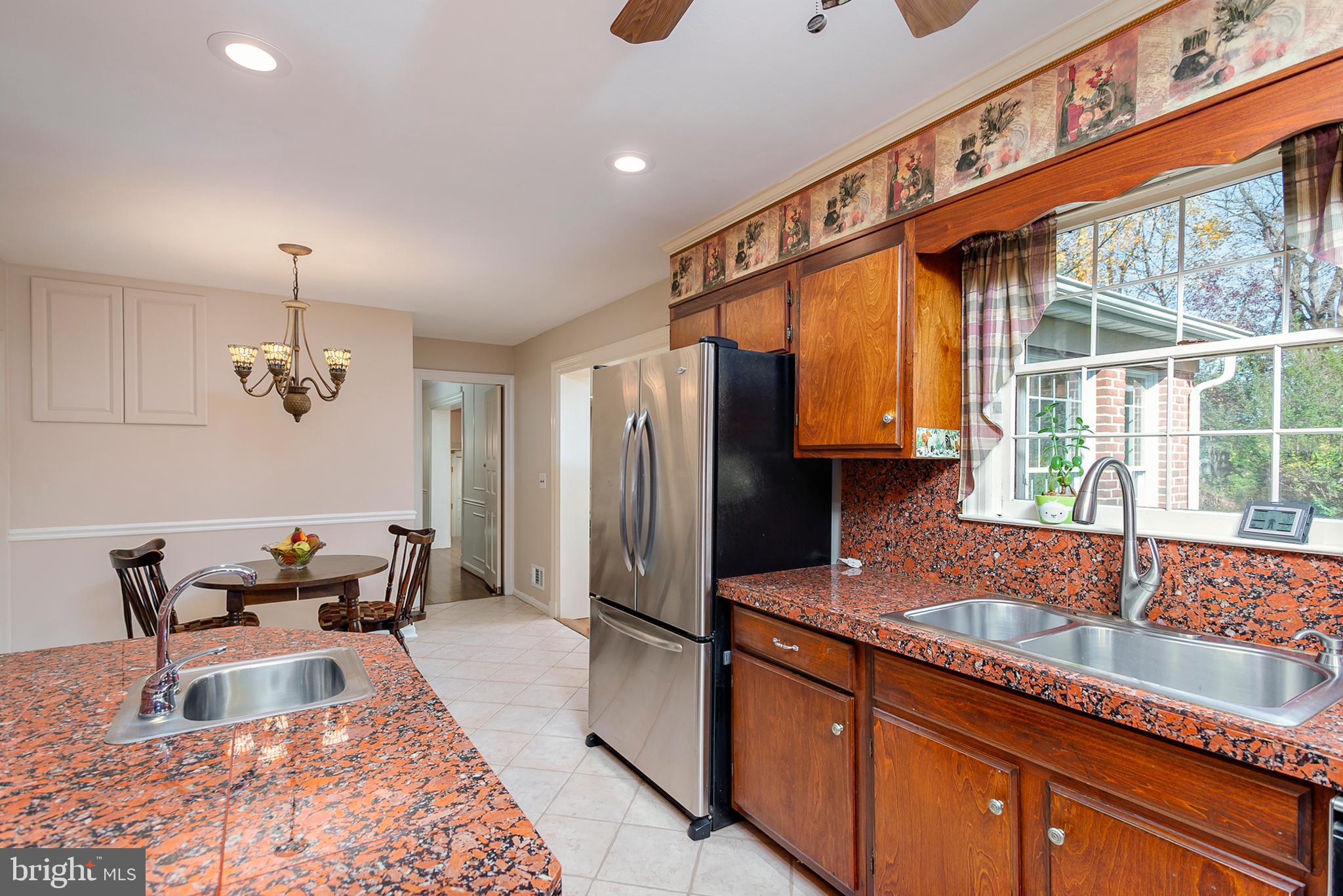 312 East Ridgely Road Lutherville-Timonium, MD 21093 - Photo 32 of 71 Kitchen (alt view)