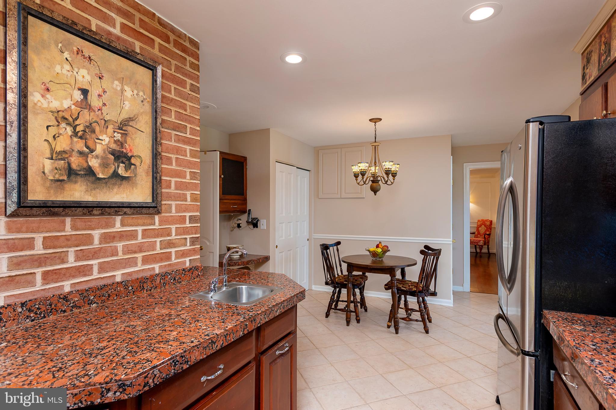 312 East Ridgely Road Lutherville-Timonium, MD 21093 - Photo 33 of 71 Kitchen (alt view)