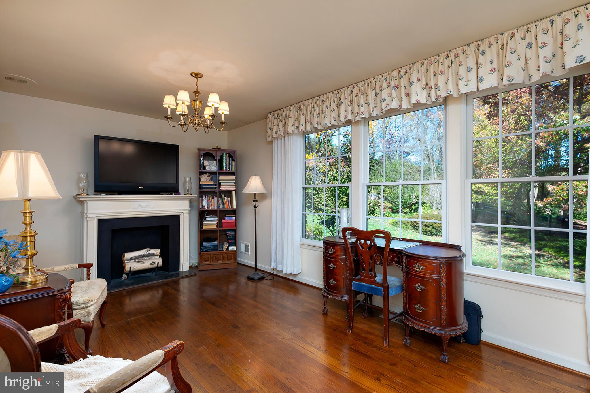 312 East Ridgely Road Lutherville-Timonium, MD 21093 - Photo 35 of 71 Master Bedroom Sitting Room